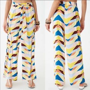 🆕Forever 21 belted geo print pants